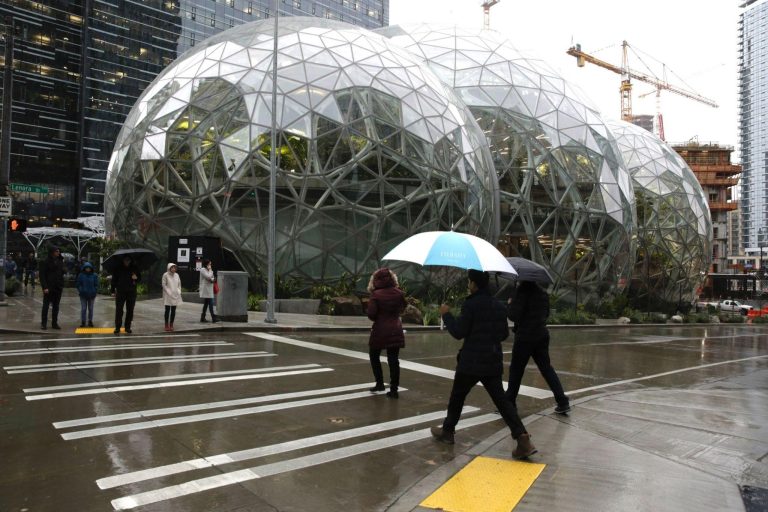 Amazon — From Online Bookstore to Global E-Commerce Giant